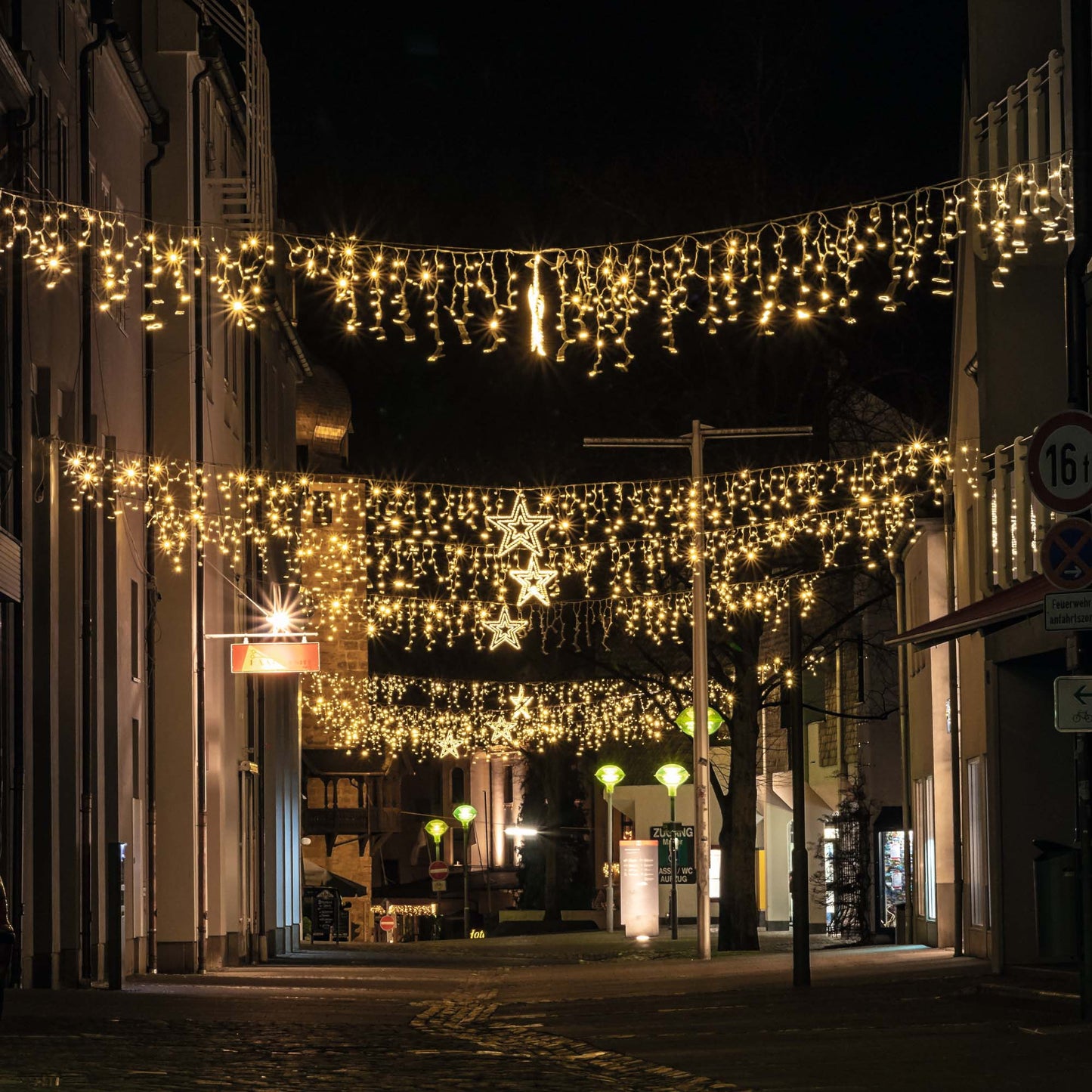 LED Eislicht Vorhang warmweiß mit 80 LED für außen verlängerbar, System Profi, beleuchtete 1,5m, ohne Netzkabel, weiß