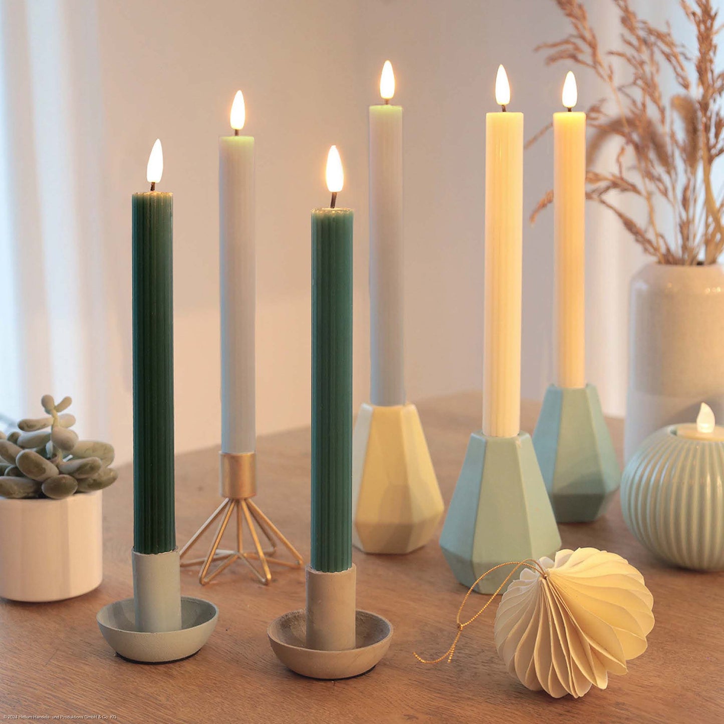 2er-Set LED-Tafelkerzen Echtwachs grau mit Flammenoptik 2AAA batteriebetrieben mit Fernbedienung, 525199