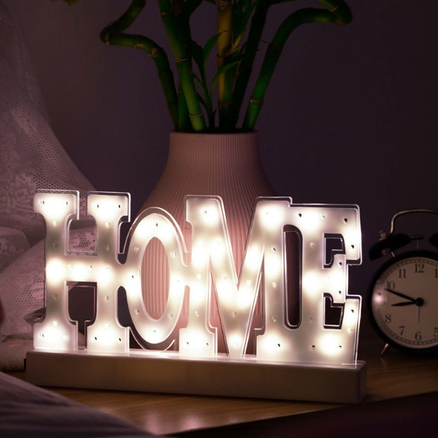 LED-Deko-Schrift „HOME“, weiß, 30 LEDs, batteriebetrieben