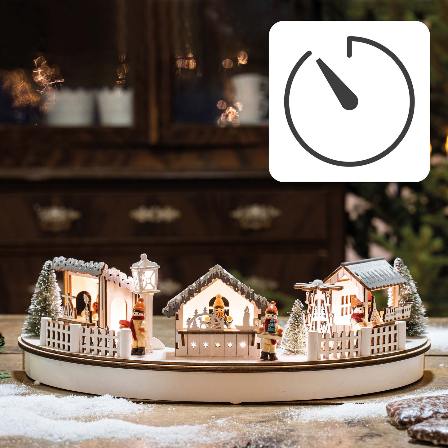 LED- Holz Stadt-Szenerie im Halbkreis, 8 LEDs ww, 39x8x18,5cm, mit 6 h Timer, batteriebetrieben.