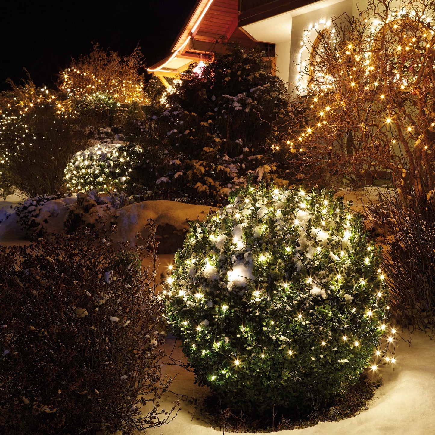 208-tlg. LED-Lichtnetz, 3 x 3 m, warm-weiße LEDs, Außen-Trafo