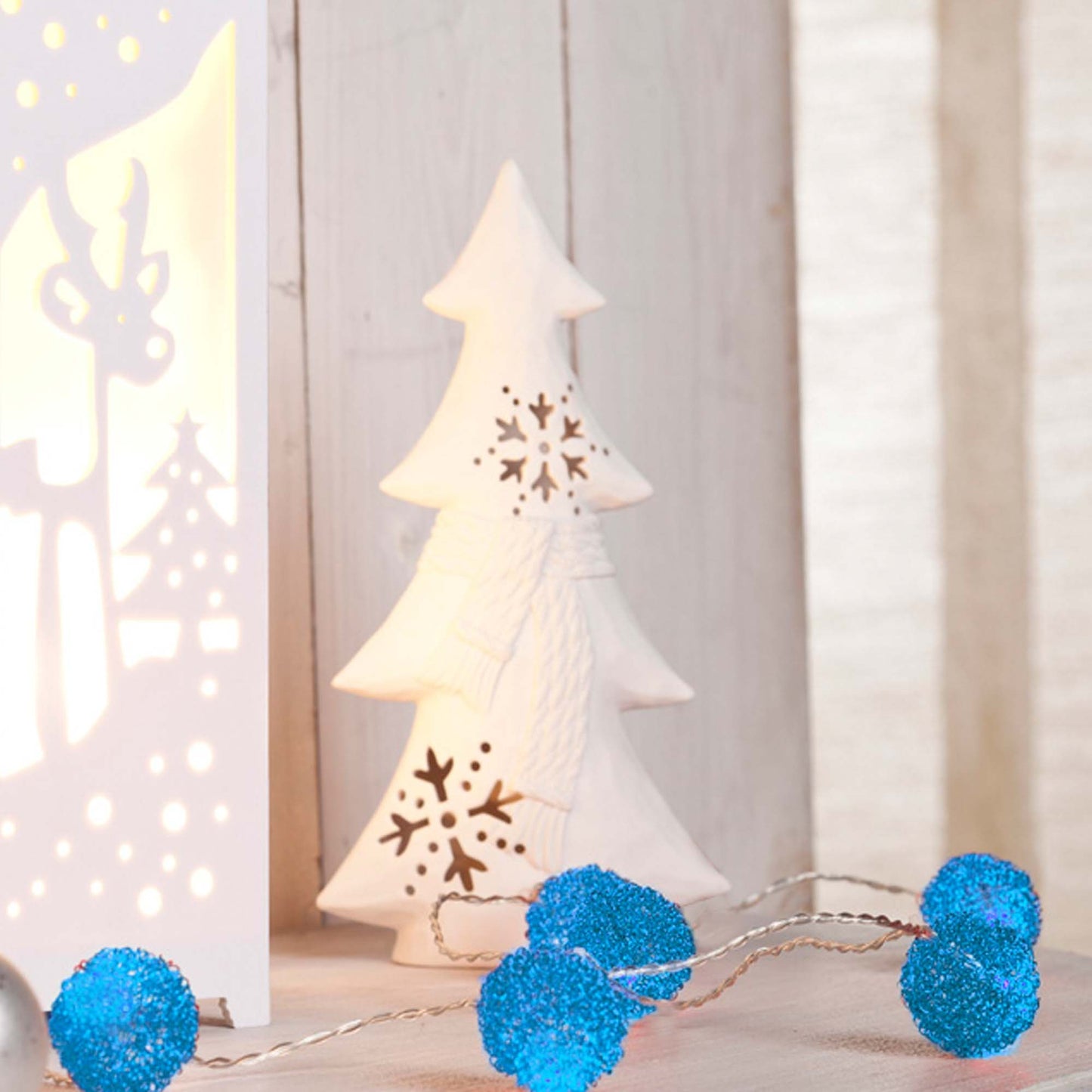 LED-Lichterkette mit blauen Metallkugeln, 20 LEDs blau, Innen-Transformator