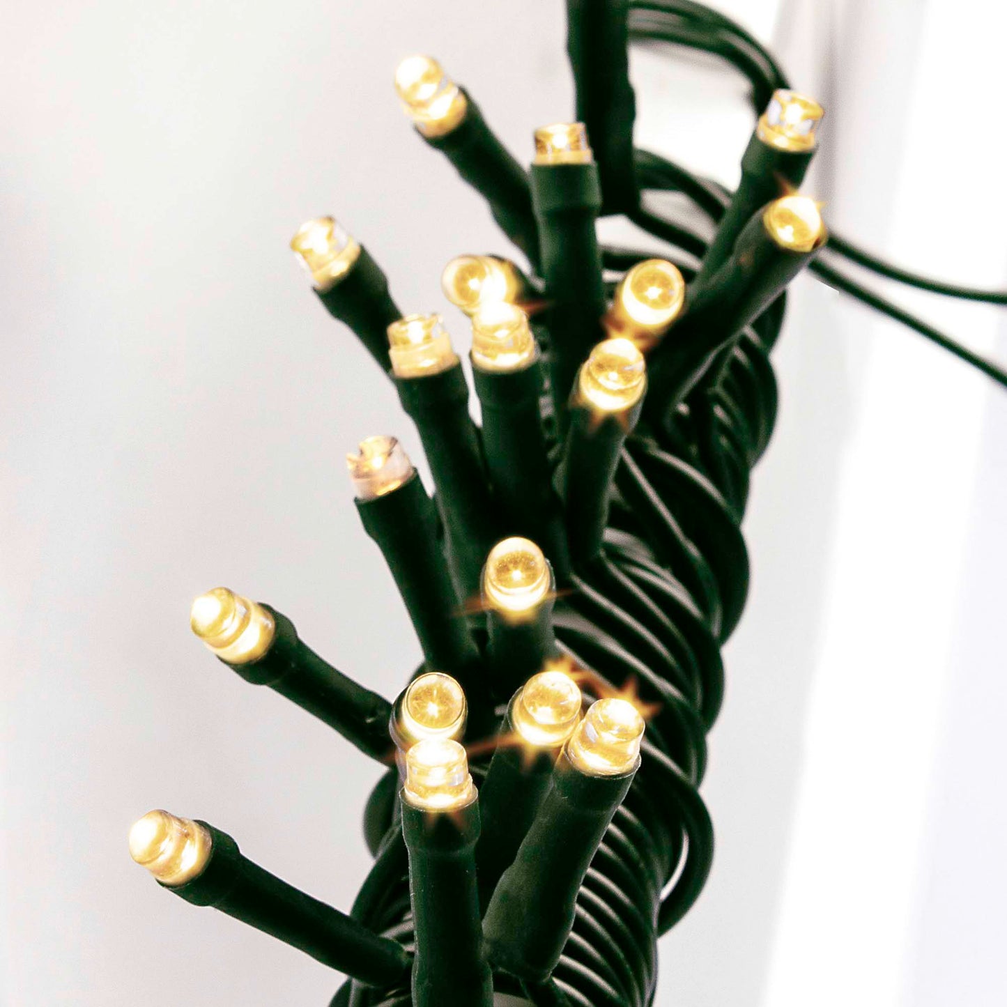 100-tlg. LED-Lichterkette für innen, warm-weiß, grünes-Kabel, Euro-Stecker