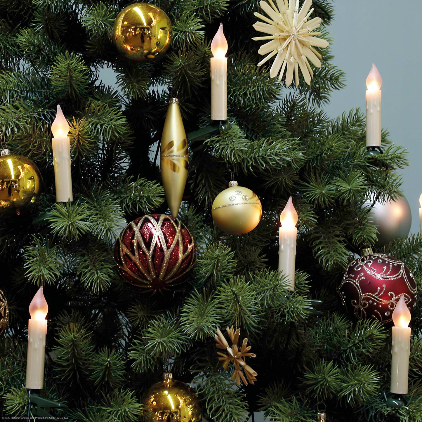 20-tlg. LED-Flammenkerzenkette mit Flammeneffekt, perlelfenbein mit Wachstropfen, für innen, warmweiß und matt, teilbarer Stecker 815108