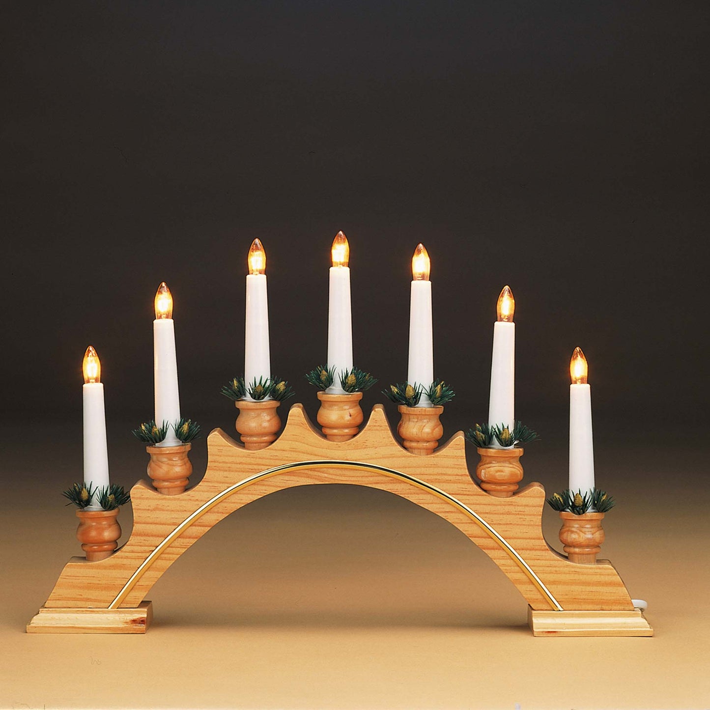 7-tlg. Holzleuchter "Goldleiste", natur, Dekorkränzen, Steckerzuleitung LED Filament 1,5 m