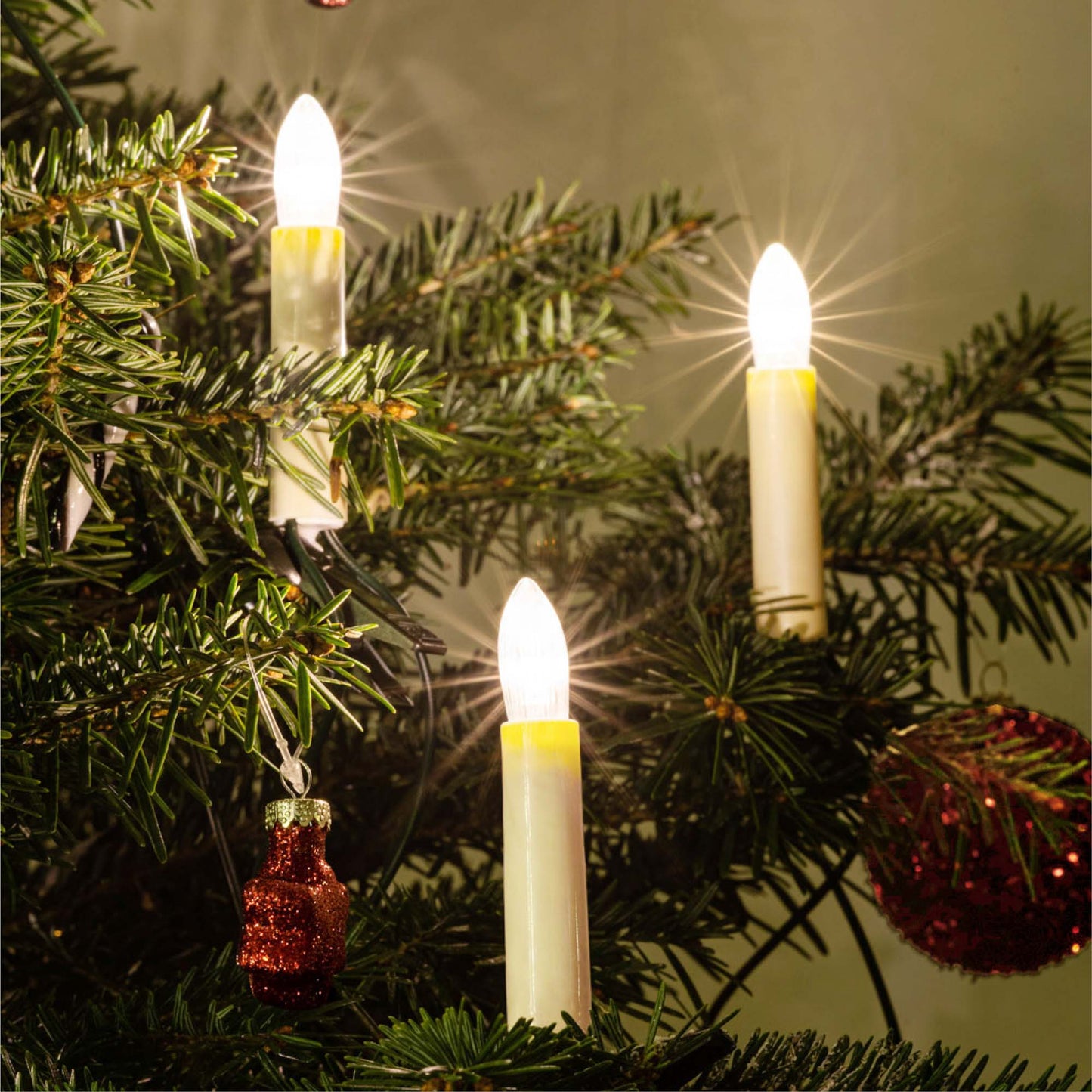 LED-Riffelkerze, warm-weiß, matte Kerze, 12 V / 0,1 W, 3er Blister
