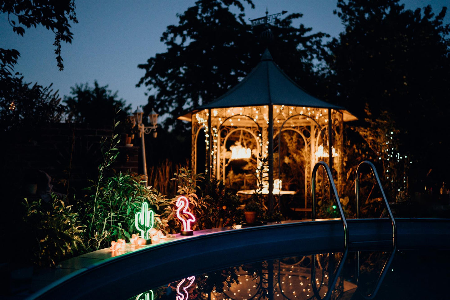 LED-Pavillon Lichtnetz, 208 LEDs weiß, mit Außen-Transformator