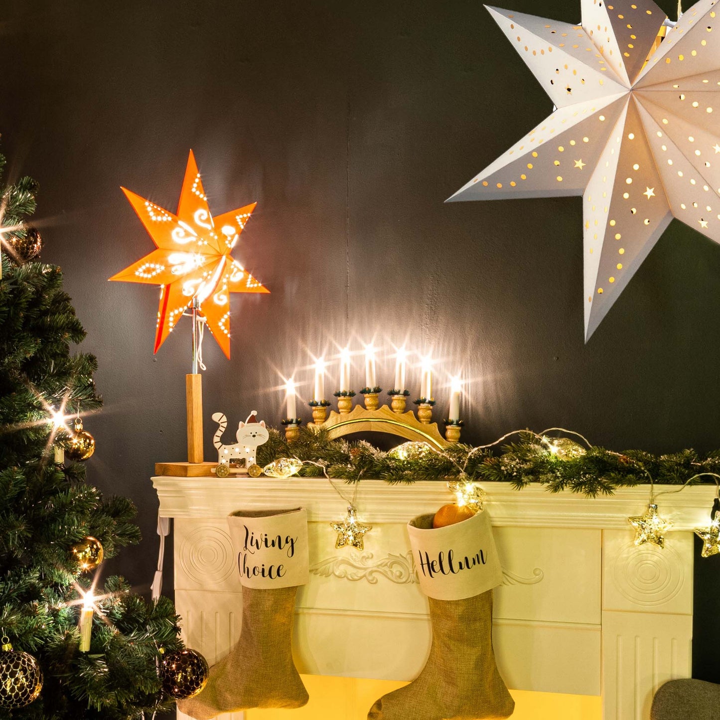 LED-Papierstern mit Holzstandfuß, rot, E 14, ohne Lampe