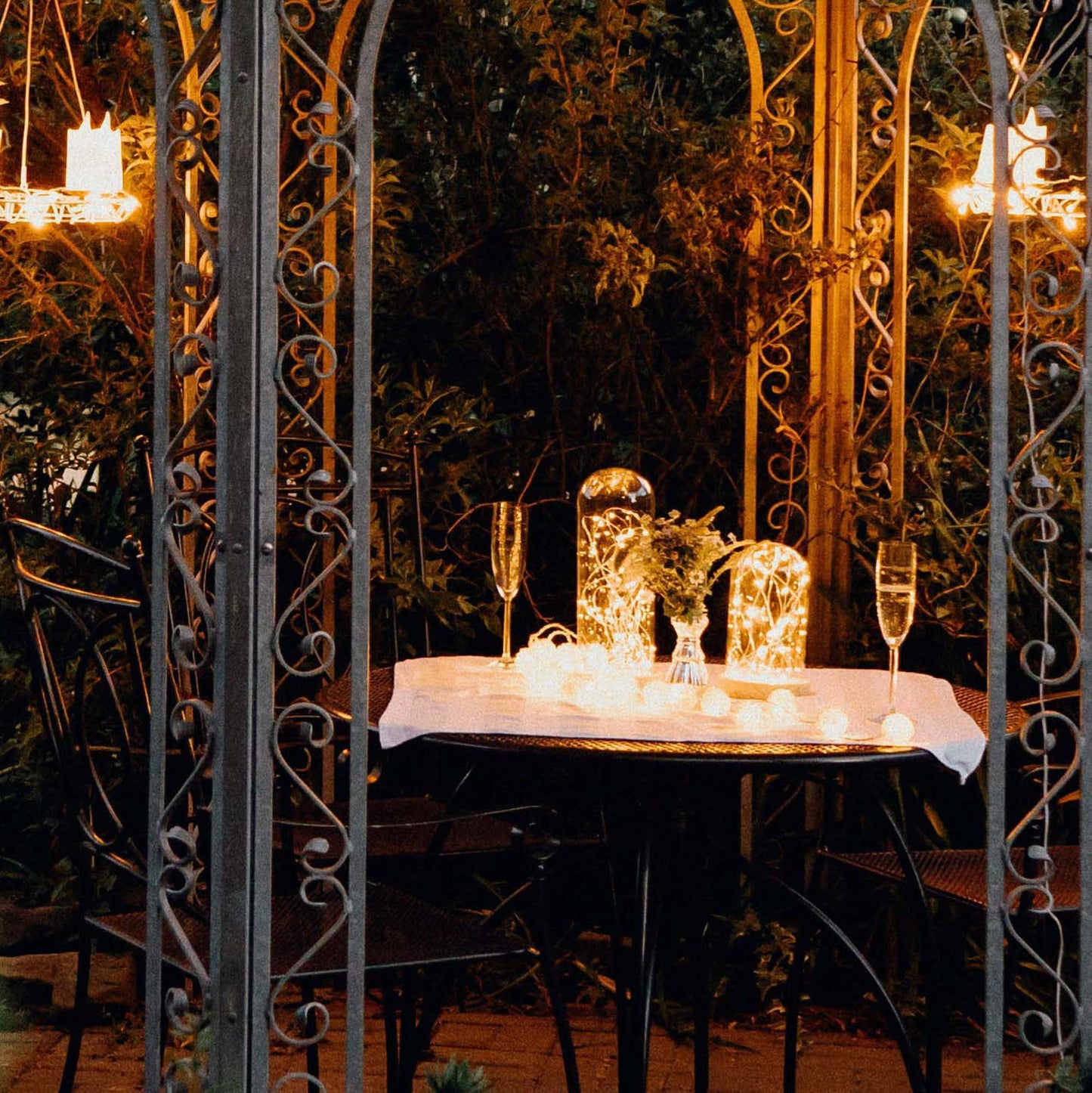 LED-Glasglocke mit Lichterkette  30  LEDs, batteriebetrieben