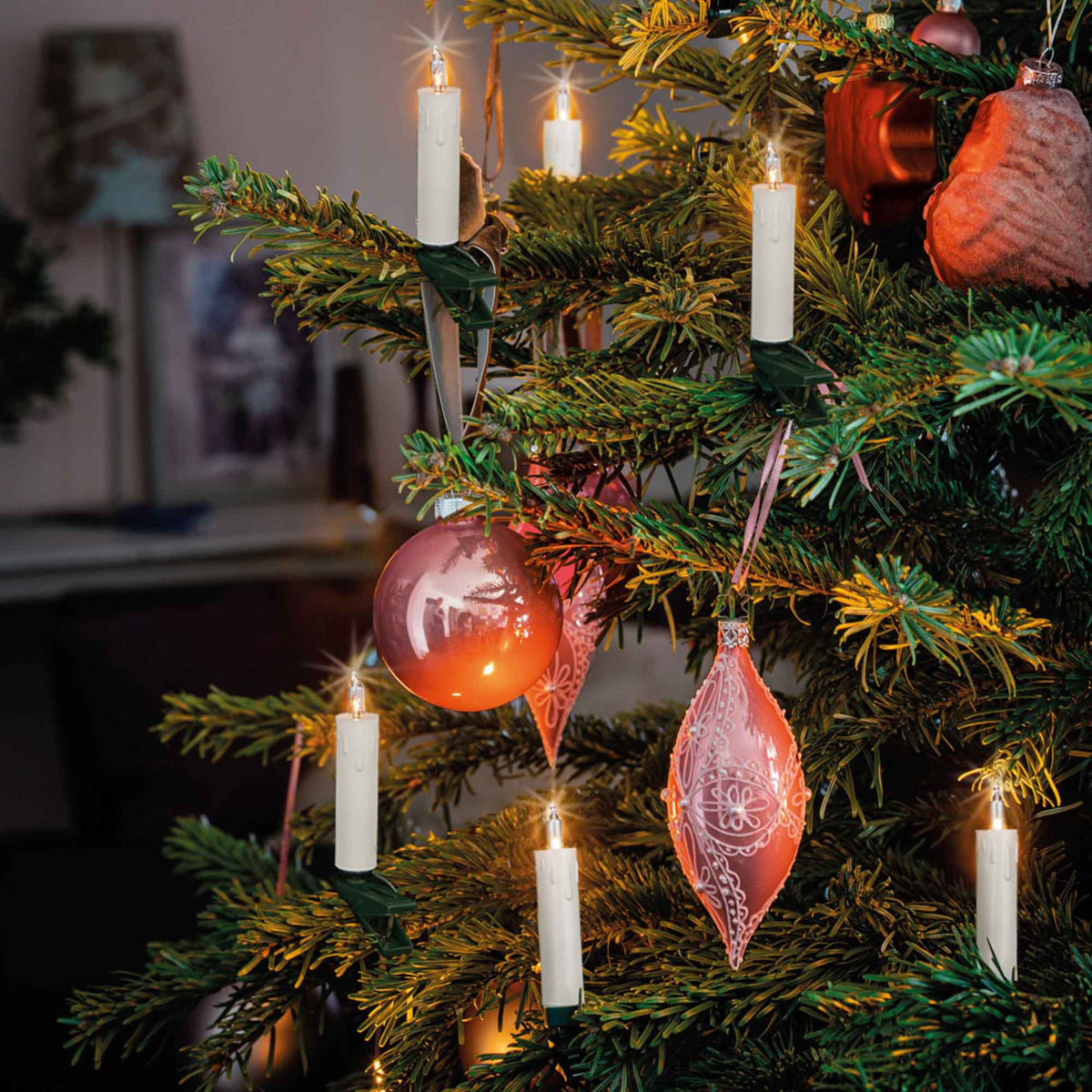 Mini Lichterkette mit Schaftkerzen weiß innen, 20 Lichter, 12,5 m bele – Hellum Direkt