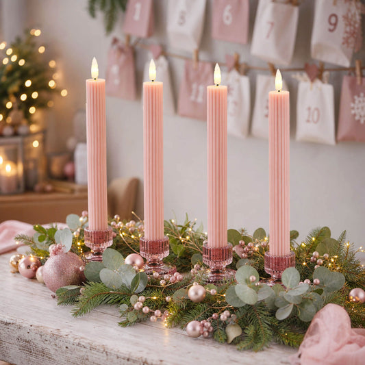 LED Stabkerzen Echtwachs 4er Set rosa, 4 LED warmweiß, ⌀ 2,2 cm x 24,5 cm, Fernbedienung mit Timer, batteriebetrieben
