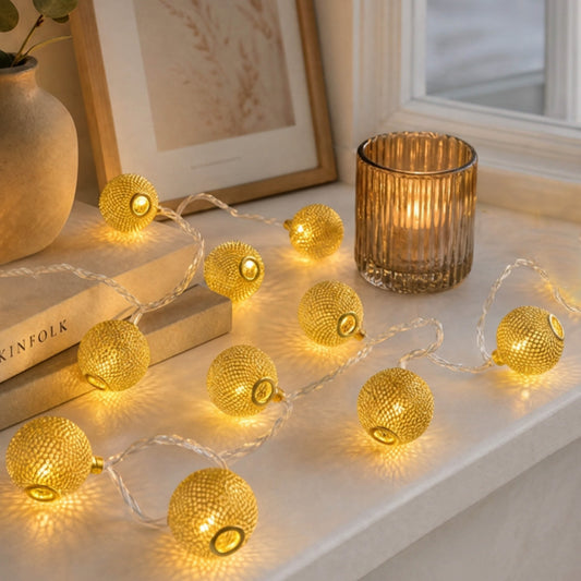 hellum LED Lichterkette Batterie (2xAA), Metallbälle gold, 10 LED innen 520767