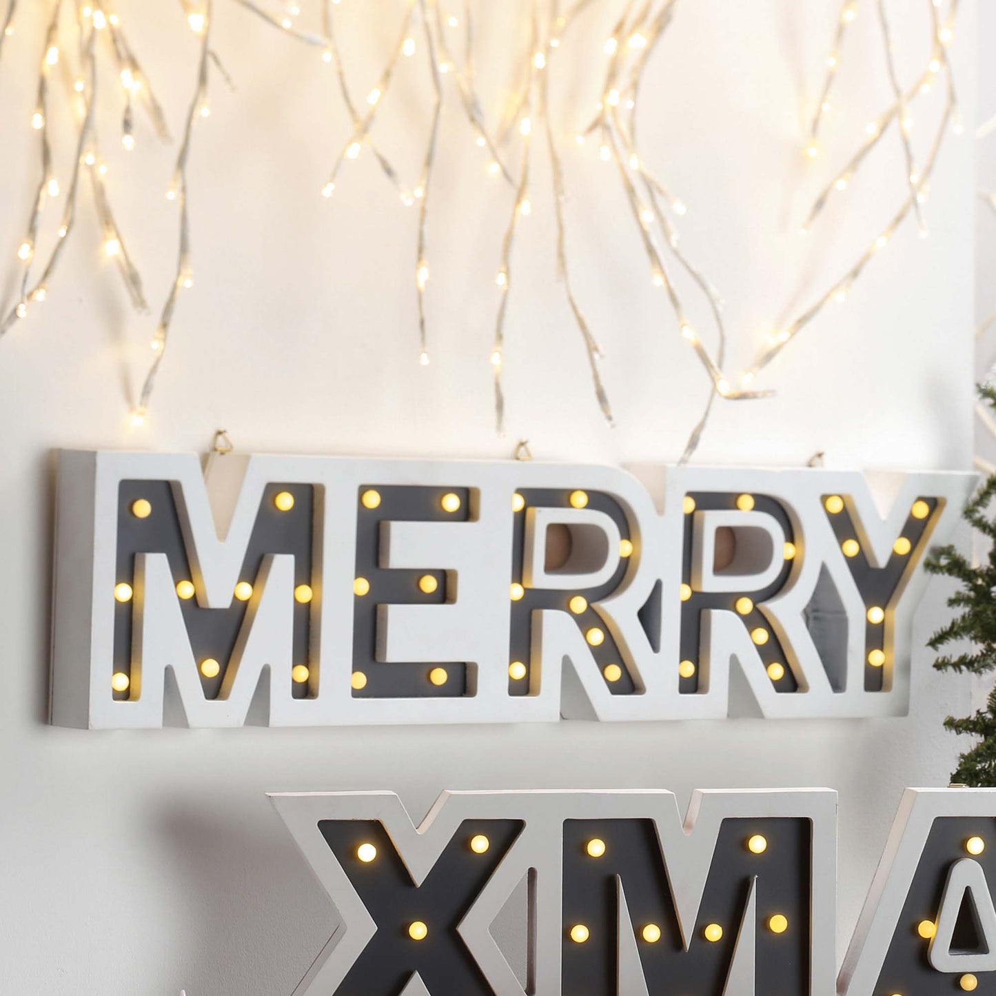 LED-Schrift "Merry", 37 LEDs, ww, mit Timer, batteriebetrieben