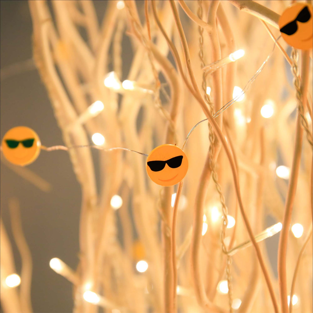 LED-Lichterkette mit Tauperlen und "Cool" Emoticon, 10 LEDs,  batteriebetrieben