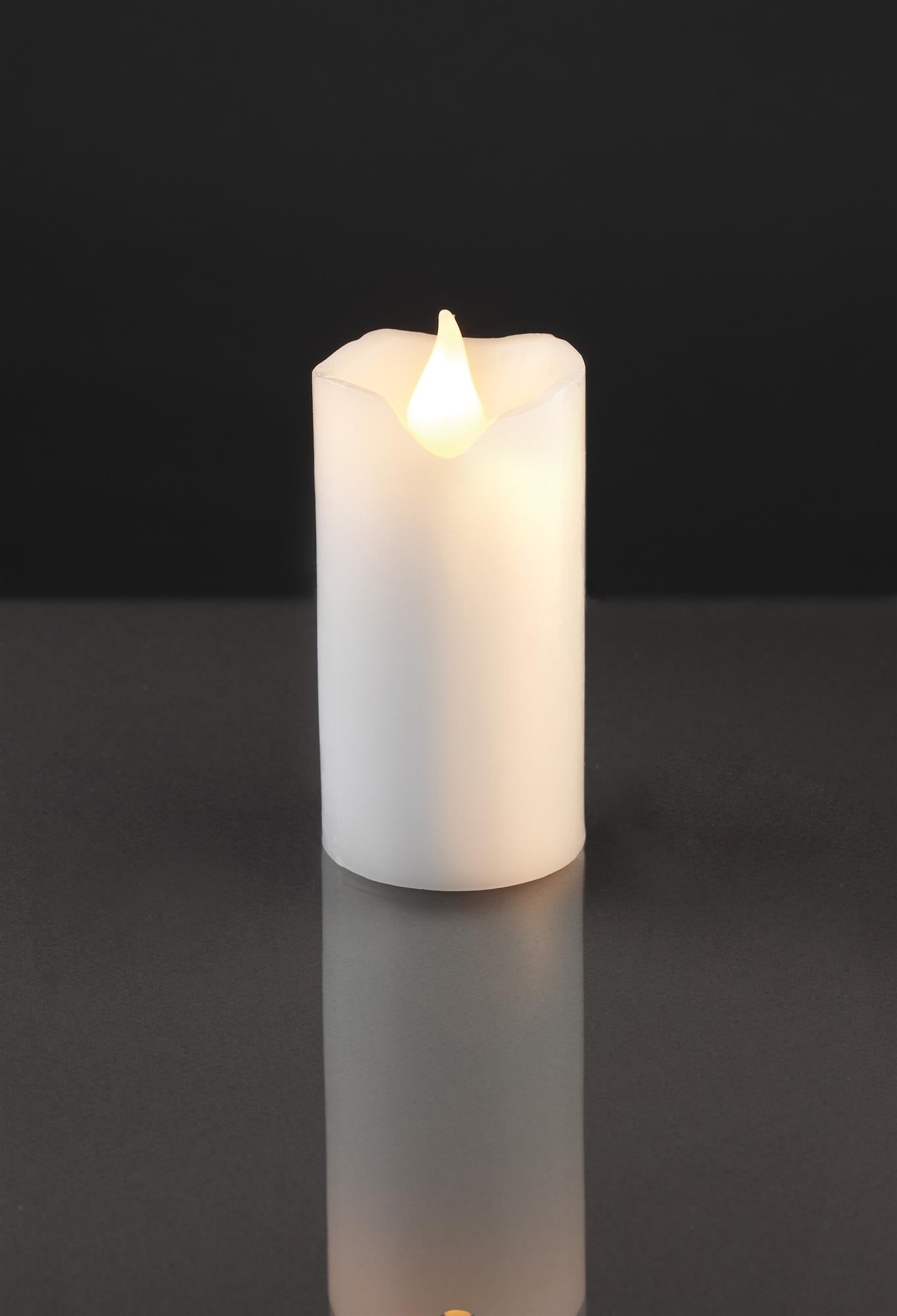 4 Stück von LED-Wachskerze , 9,5  cm hoch, 5,5 cm Ø, weiß, gelbe LED, batteriebetrieben_572124_4er