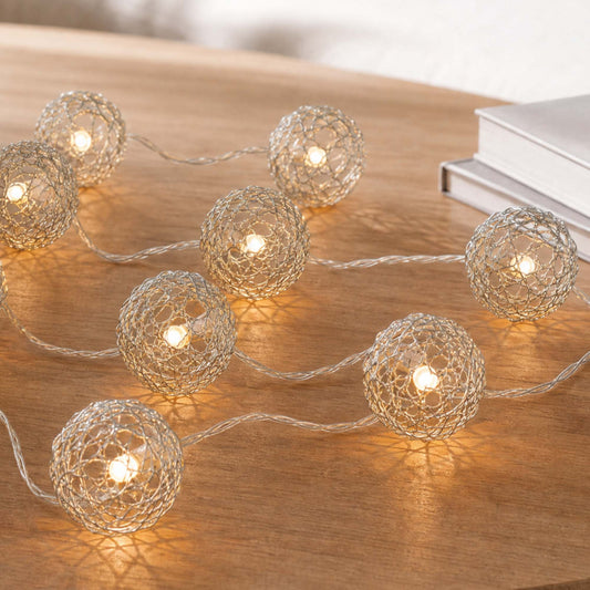 LED-Lichterkette mit  Metallbällen, 20 LEDs weiß, Innentrafo