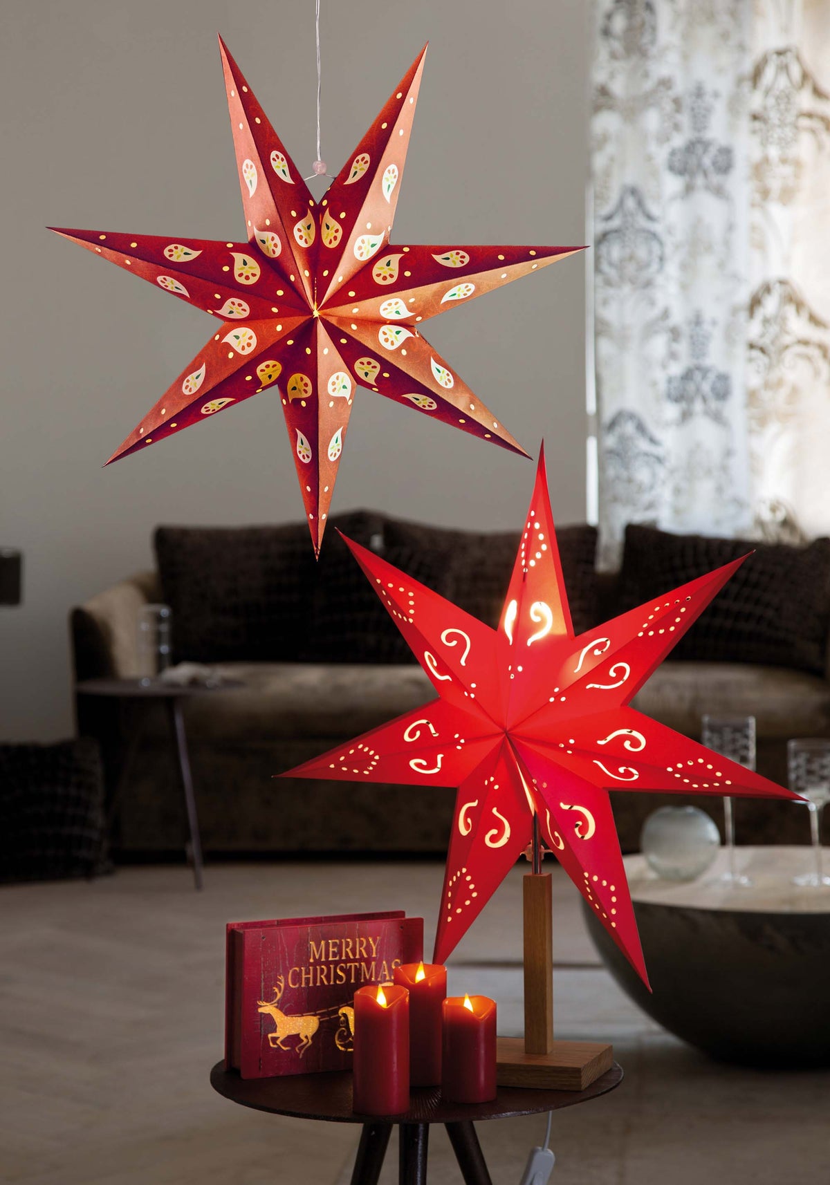 Weihnachtsstern rot innen, E14 Sockel, weißes Kabel, Stecker und Schalter, Weihnachtsdeko, EPREL ID 2165782