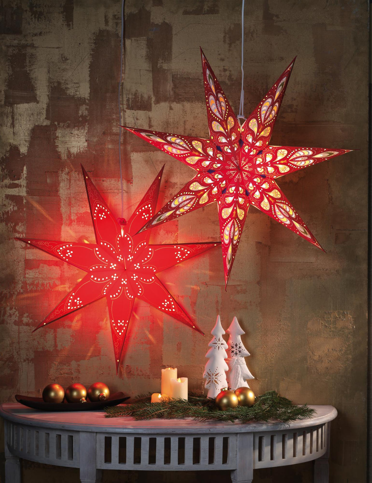 Weihnachtsstern rot innen, E14 Sockel, weißes Kabel, Stecker und Schalter, Weihnachtsdeko, EPREL ID 2165782