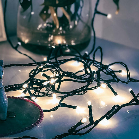 Hellum LED Lichterkette, 40 LEDs, kaltweiß, beleuchtet 3,90m, mit Timer, für außen 577303