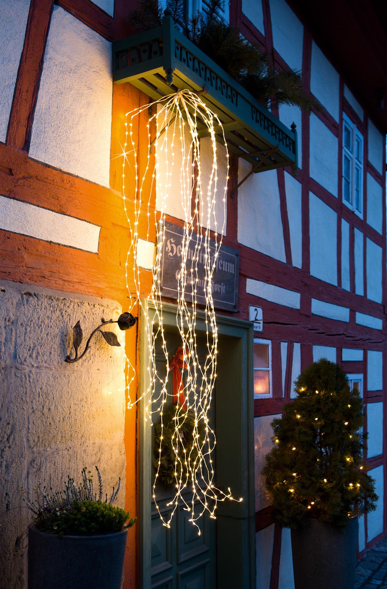 LED-Fontäne, 700 LEDs ww,  20 Stränge, Außen-Transformator